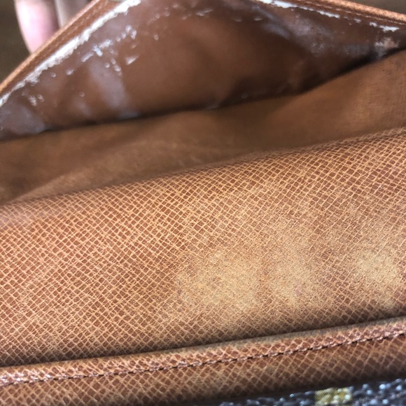 Louis Vuitton Monogram Porte Tresor Trifold Wallet - Picture 14 of 16